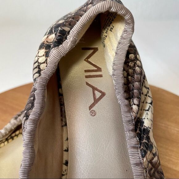 MIA Elizabeth peep-toe python beaded bauble shoes  7 - Picture 10 of 10